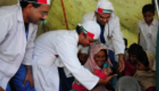 أطباء الإمارات يداوون جراح لاجئي الروهينجا