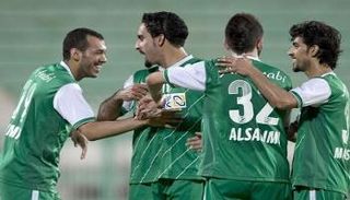 تعادل مثير للتضامن مع العربي وفوز متأخر للنصر في دوري الكويت