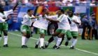 هيئة الرياضة السعودية تخاطب يوفنتوس لتكريم فؤاد أنور