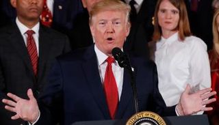 ترامب أبدى قلقه من زيادة محاصيل المخدرات بكولومبيا