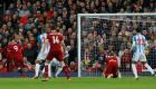 ليفربول يستعيد توازنه بثلاثية في هدرسفيلد