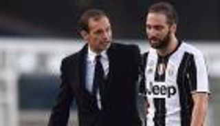 أليجري يوجه رسالة لهيجوايين بعد ثنائية ميلان