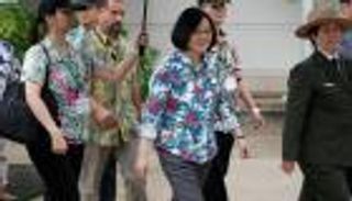 رئيسة تايوان تصل إلى أمريكا رغم اعتراضات الصين