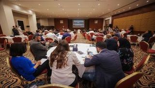 جانب من المشاركين بالدورة