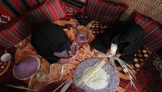 ورشة عمل متخصصة في الحرف والصناعات التقليدية