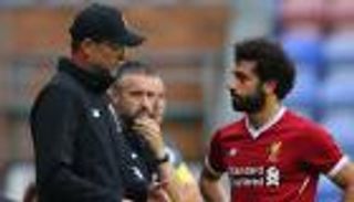 كلوب يصدم صلاح بعد ركلة جزاء هدرسفيلد