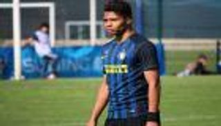 "موهبة الجزائر" يخرج من حسابات رديف إنتر ميلان