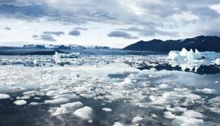 التغير المناخي يشرد السكان