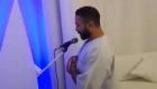 أحمد سعد يثير جدلا حول طريقته في تلاوة القرآن