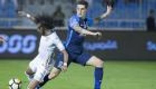 بالفيديو.. هدف مثير للجدل يمنح الشباب تعادلاً ثميناً مع الهلال