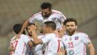 الكويت يسحق كاظمة ويغرد بالصدارة