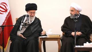 مرشد إيران علي خامنئي والرئيس الإيراني حسن روحاني - أرشيفية