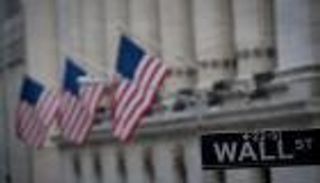 المركزي الأمريكي يثبت أسعار الفائدة ويؤكد متانة الاقتصاد