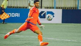 عواد ينضم لمنتخب مصر