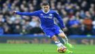 مدرب ليستر يشبه لاعبه بهازارد