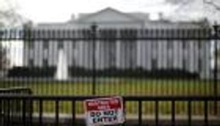 احتجاز مشتبه به في اقتحام البيت الأبيض