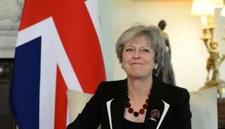 رئيسة الوزراء البريطانية تيريزا ماي - رويترز