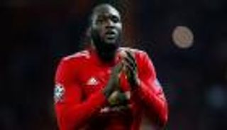 لوكاكو يرفض الانتقادات ويتأهب لمواجهة ستامفورد بريدج