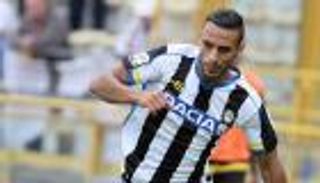 عربيان مرشحان لتعويض غلام في نابولي الإيطالي