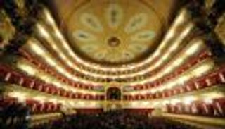 إخلاء "البولشوي" وفنادق بموسكو بعد تهديدات كاذبة