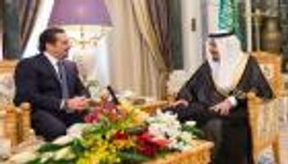 الملك سلمان يبحث مع الحريري الأوضاع في لبنان
