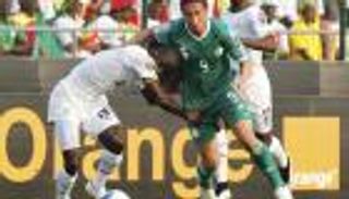 ماجر يستعين ببلفوضيل في موقعة نيجيريا