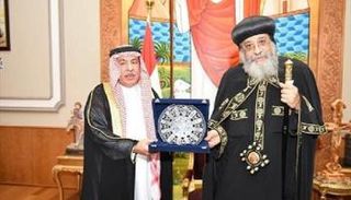 البابا تواضرس أثناء استقبال الدكتور فيصل بن معمر