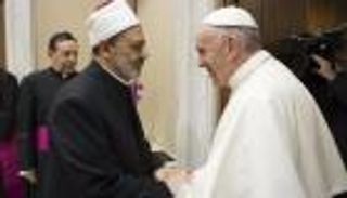 شيخ الأزهر في الفاتيكان.. ثالث لقاء مع البابا خلال عامين