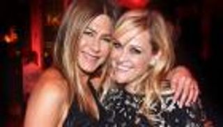 "أبل" تنتج مسلسلا دراميا بطولة ويذرسبون وأنيستون