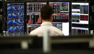 القلق بشأن أرباح بعض البنوك الأوروبية أثر على الأسهم سلبا