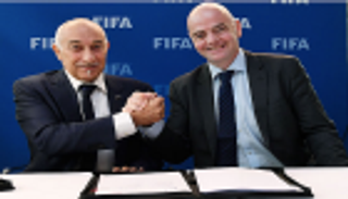 فيديوجراف.. قرارات ثورية للفيفا على نظام انتقالات اللاعبين