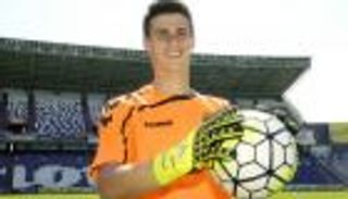 ريال مدريد يقترب من ضم حارس بلباو 