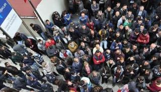 متقدمون لوظائف في تركيا - أرشيفية