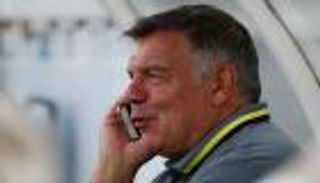 ألاردايس يعرض خدماته على المنتخب الأمريكي