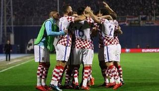 كرواتيا تضع قدما في المونديال برباعية أمام اليونان بالملحق الأوروبي