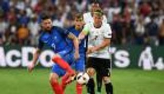 جيرو يخرج من قائمة فرنسا أمام ألمانيا