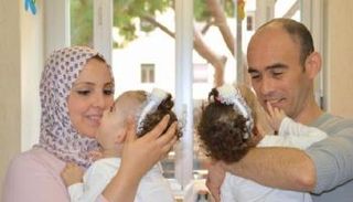 أطباء إيطاليون ينجحون في فصل توأم جزائري