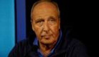 فينتورا يكشف مفاتيح تعويض الخسارة أمام السويد