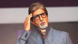 أميتاب باتشان يفوز بشخصية العام في مهرجان IFFI في الهند