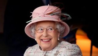 إليزابيث الثانية ملكة بريطانيا