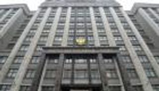 الدوما الروسي يقر قانونا لمطاردة الإعلام الأمريكي