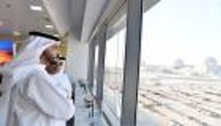 حمدان بن زايد يتفقد موقع المشروع النووي السلمي الإماراتي في براكة