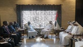 الشيخ محمد بن زايد آل نهيان يستقبل الرئيس التشادي 