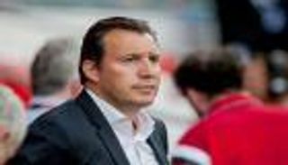 إقالة مدرب كوت ديفوار لفشله في التأهل للمونديال