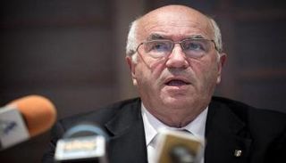 الاتحاد الإيطالي يفكر في الاستعانة بـ"مدربين ذوي ثقل"