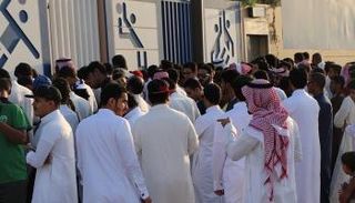 حضور كثيف لجماهير الهلال