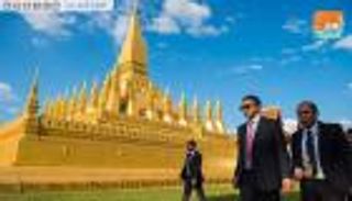 بالفيديو.. عبدالله بن زايد يزور معبد "ذات لوانغ" في لاوس