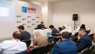 الصفقات تنوعت بين طائرات تجارية وعسكرية