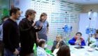 "مستشفى السرطان" يوحد الريال وأتلتيكو قبل الديربي