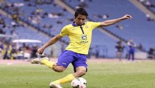 تراكم البطاقات يبعد "غامدي النصر" عن مواجهة الاتحاد